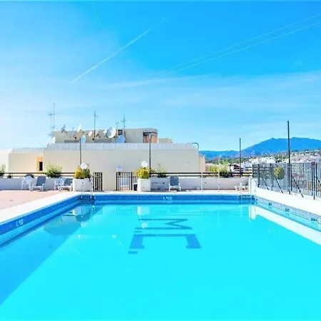 Marbella Centre Beachfront & Pool Exterior photo