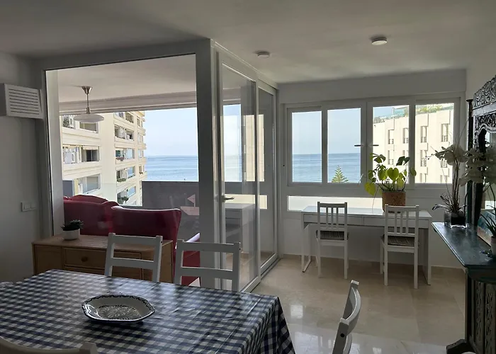 Marbella Centre Beachfront & Pool
