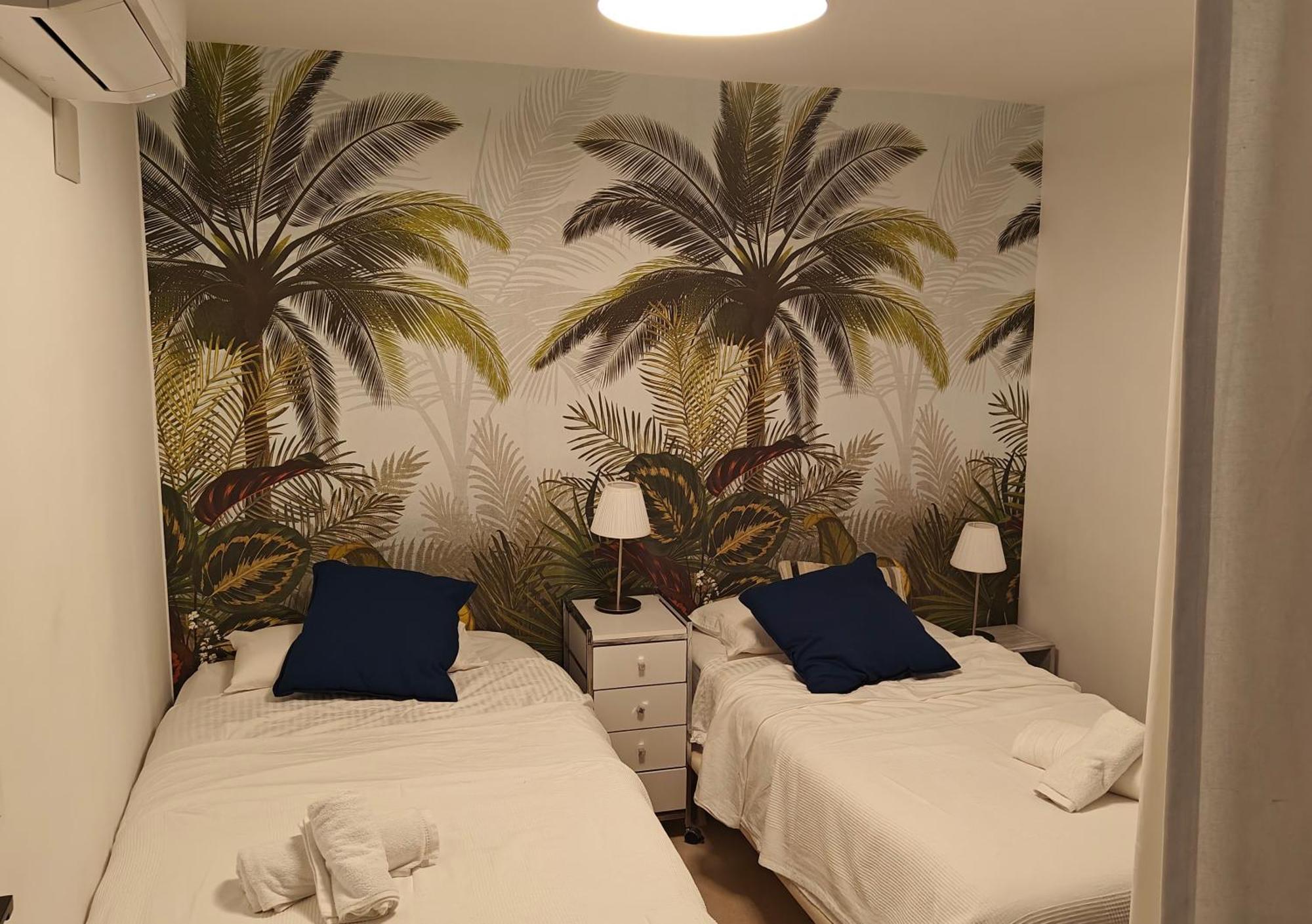 Apartamento Centre Beachfront & Pool